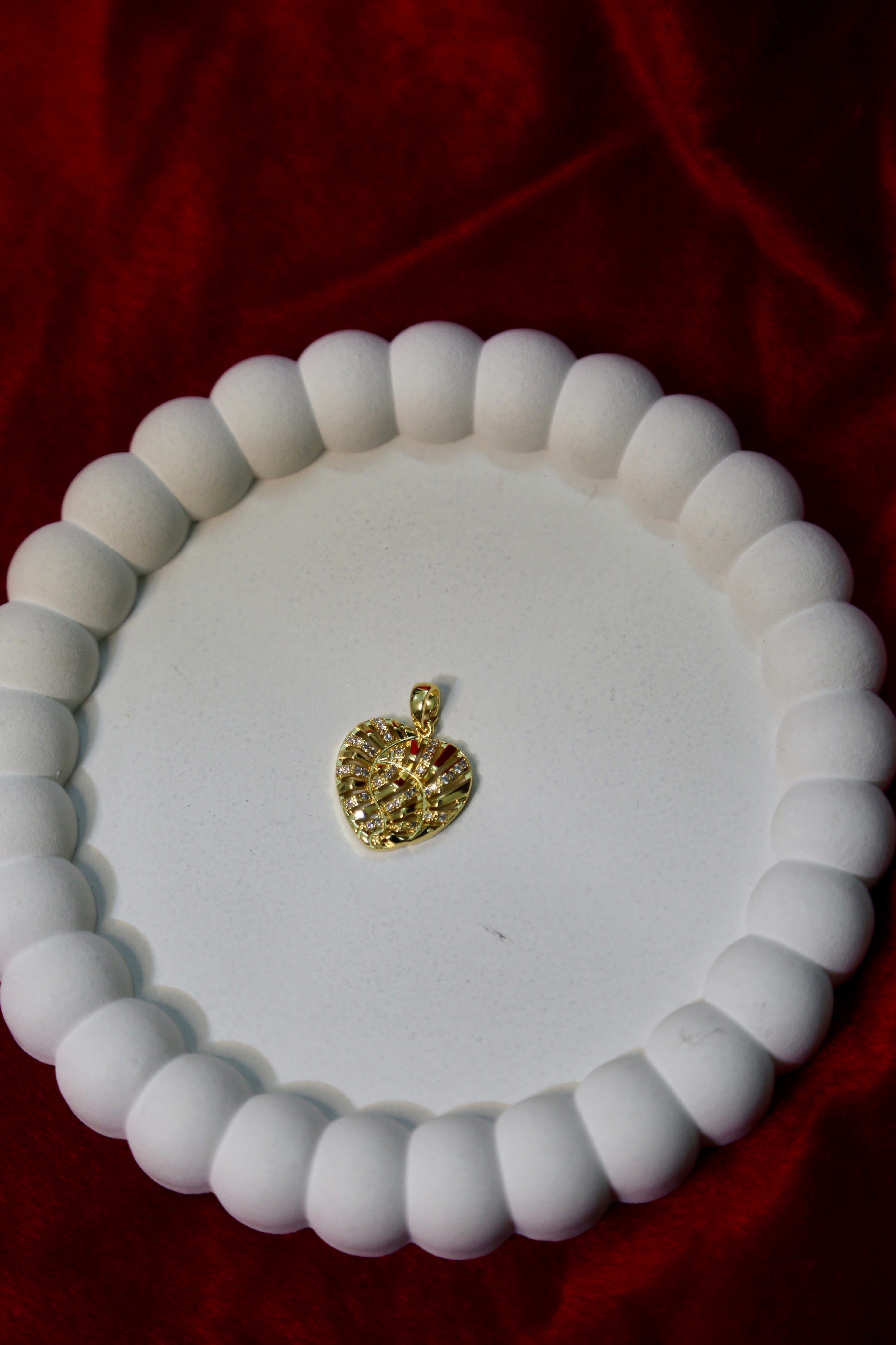 The Golden Heart Lattice Pendant