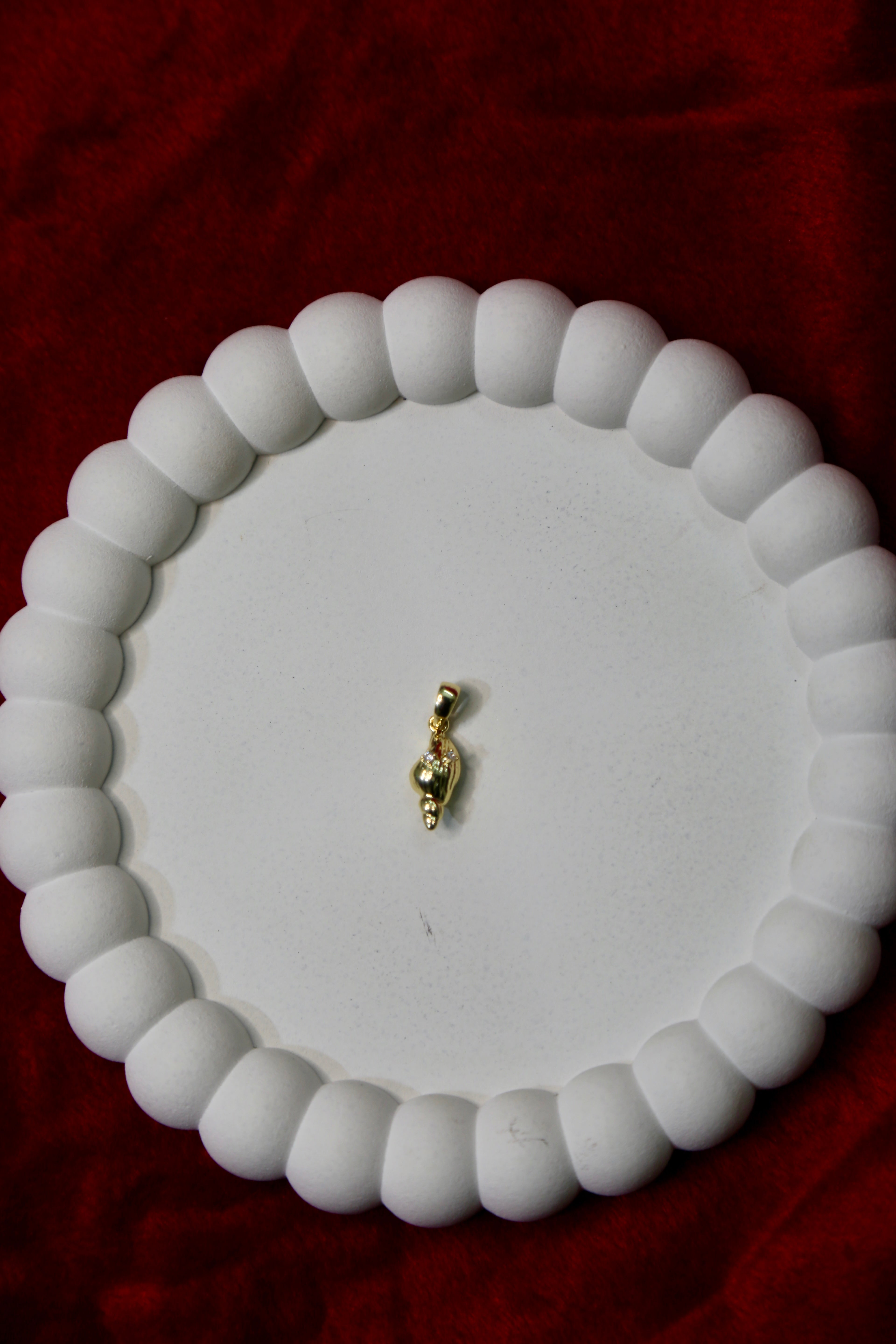The Seashell Charm Pendant