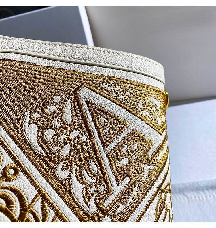 Diamond Mosaic-Luxe Tote Bag