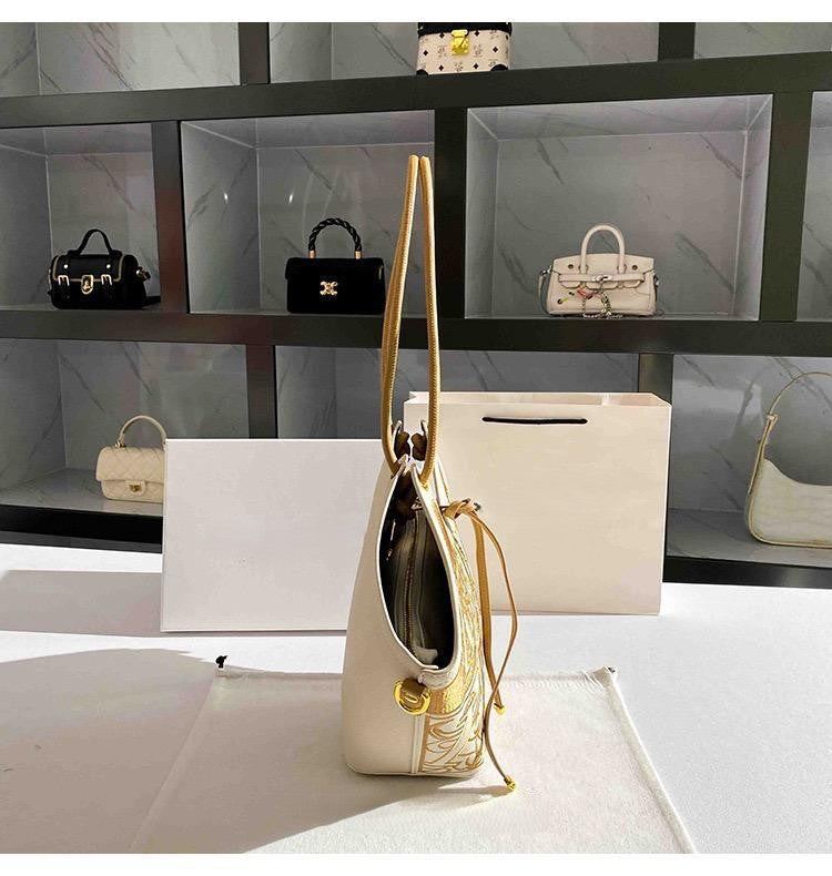 Diamond Mosaic-Luxe Tote Bag