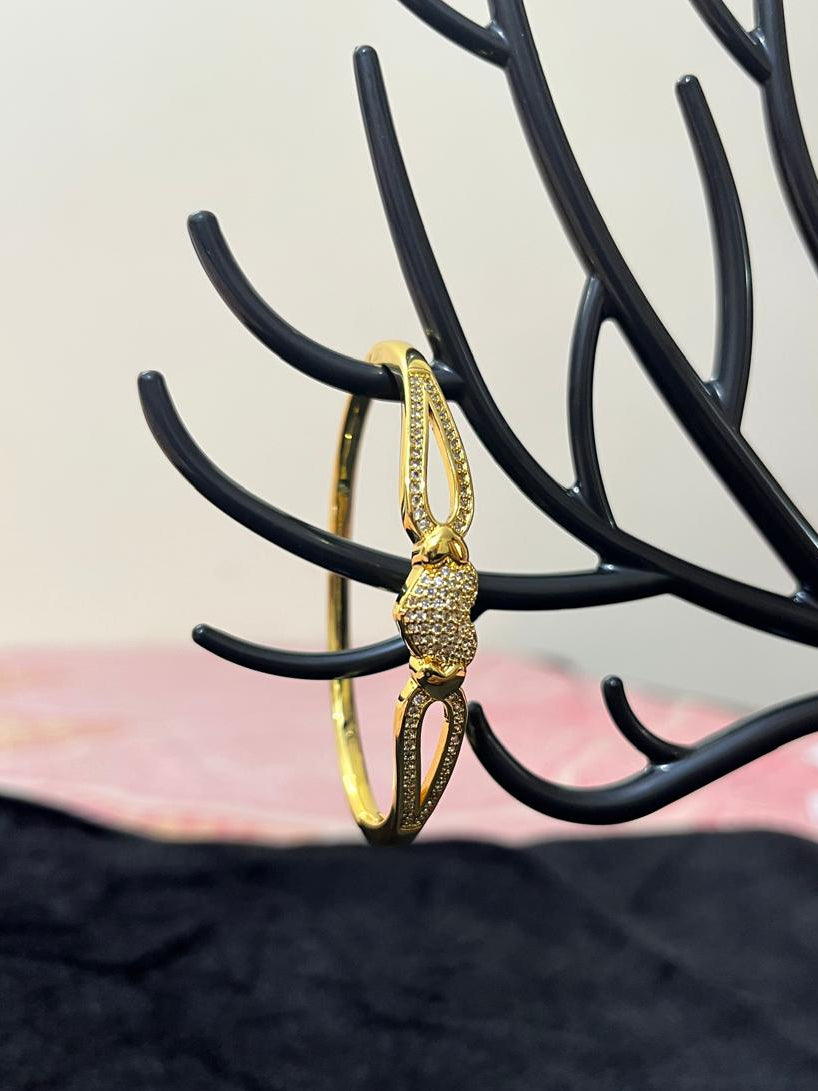 Amore Glow Bracelet