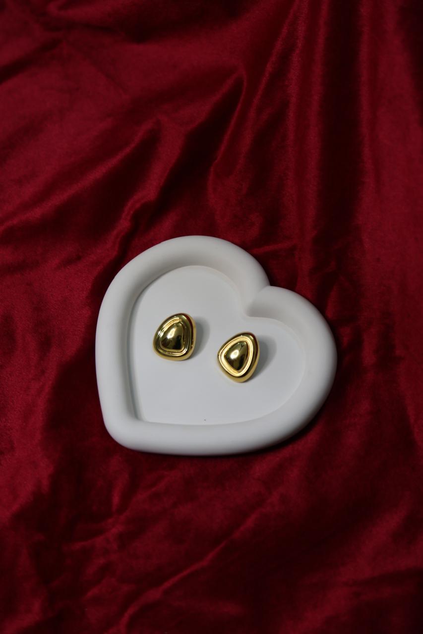 Pebble Dome Studs